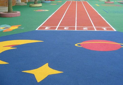 幼兒園室外塑膠地面施工注意事項和塑膠場地做法是什么？